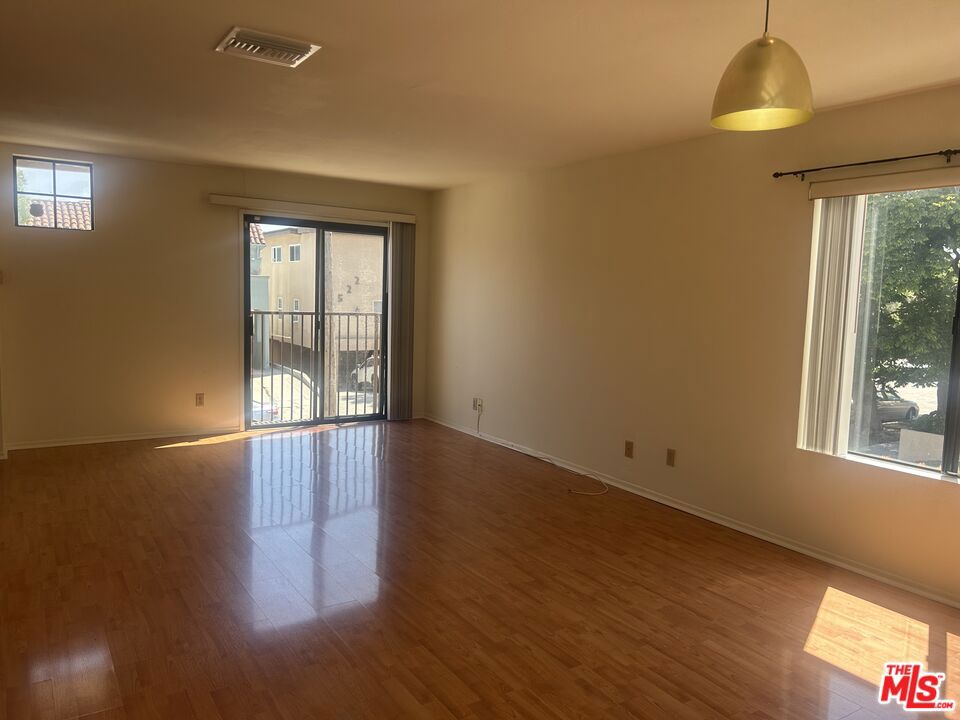 8515 Saturn Street 102 Property Photo 4