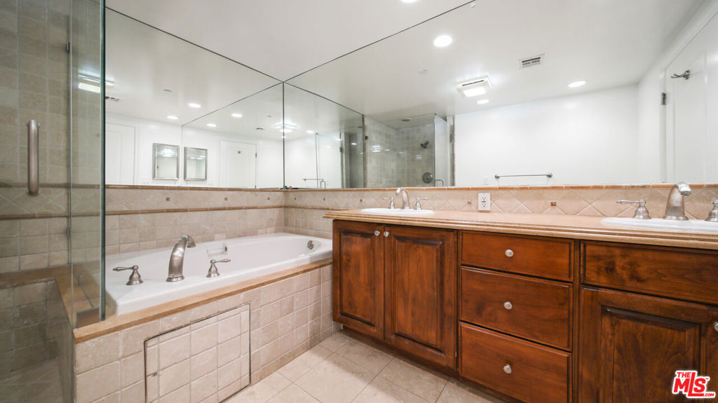 8610 Chalmers Drive 201 Property Photo 36
