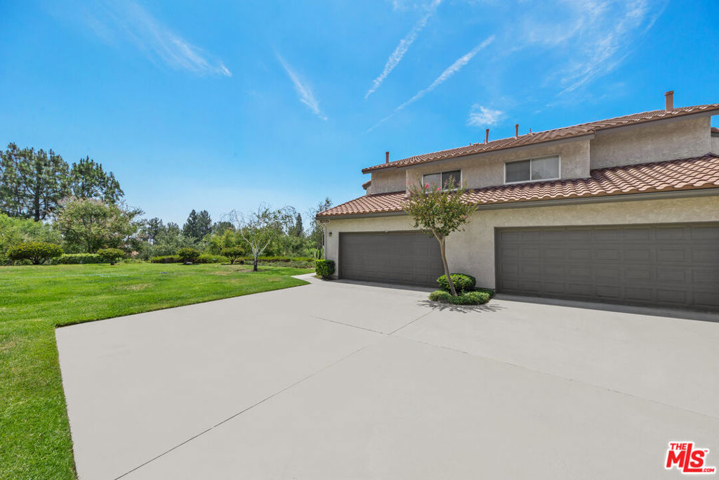 19220 Index Street 2 Property Photo 23