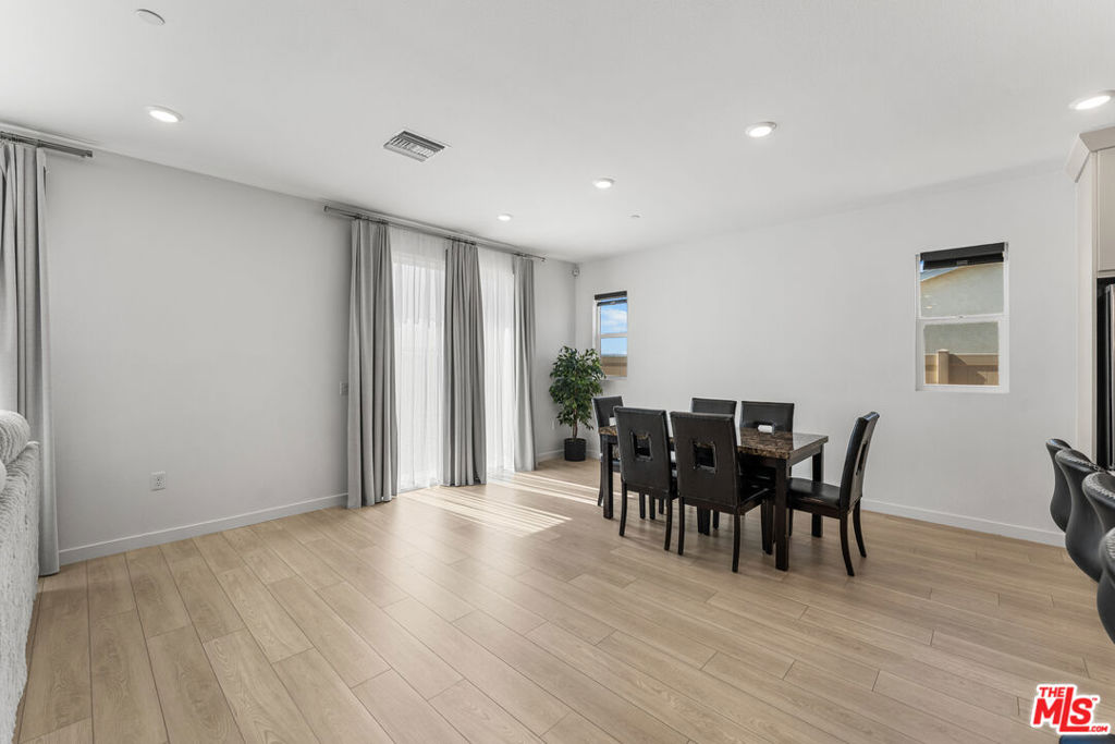 42831 Coronet Drive Property Photo 18