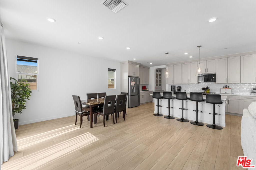 42831 Coronet Drive Property Photo 19