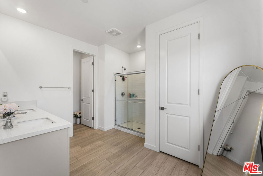 42831 Coronet Drive Property Photo 34