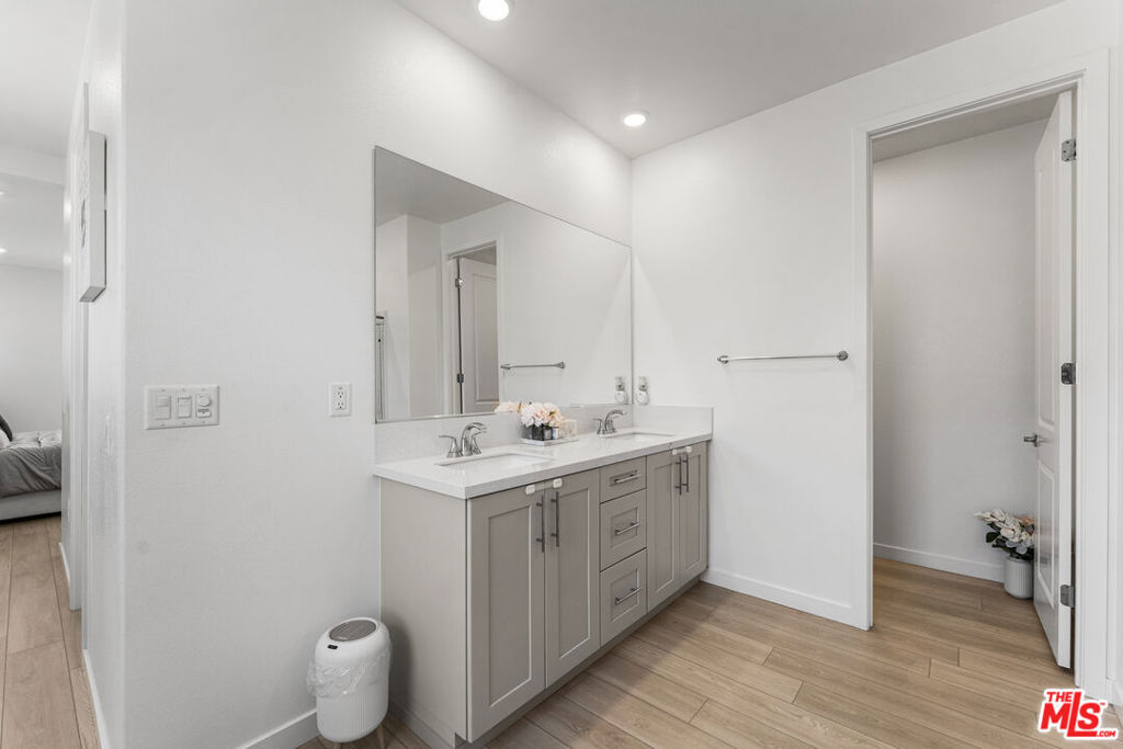 42831 Coronet Drive Property Photo 35