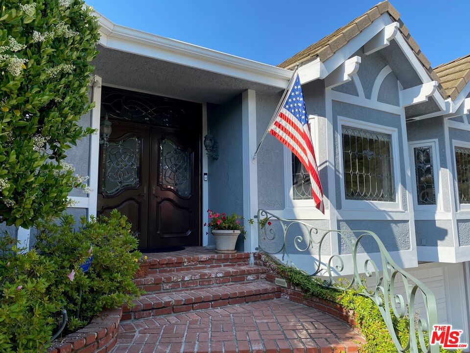 3324 Alana Drive Property Photo 5
