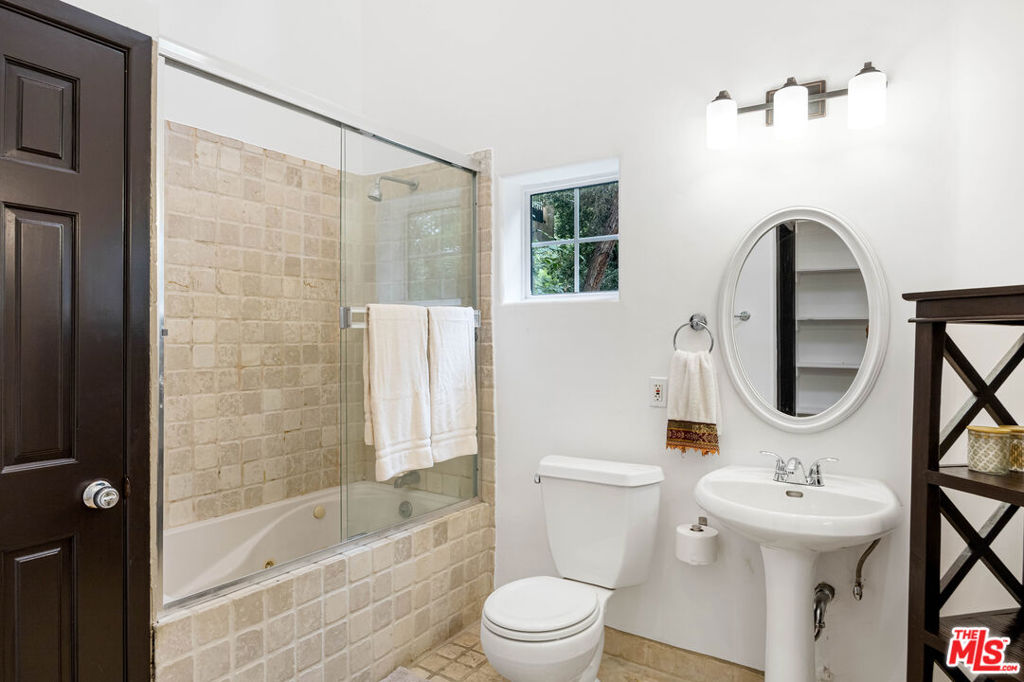 3030 Passmore Drive Property Photo 22