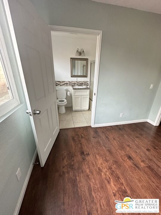 53385 Eisenhower Drive Property Photo 41