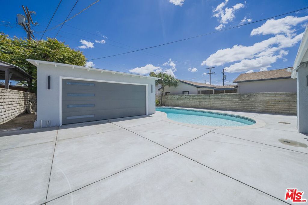 5628 Cleon Avenue Property Photo 19