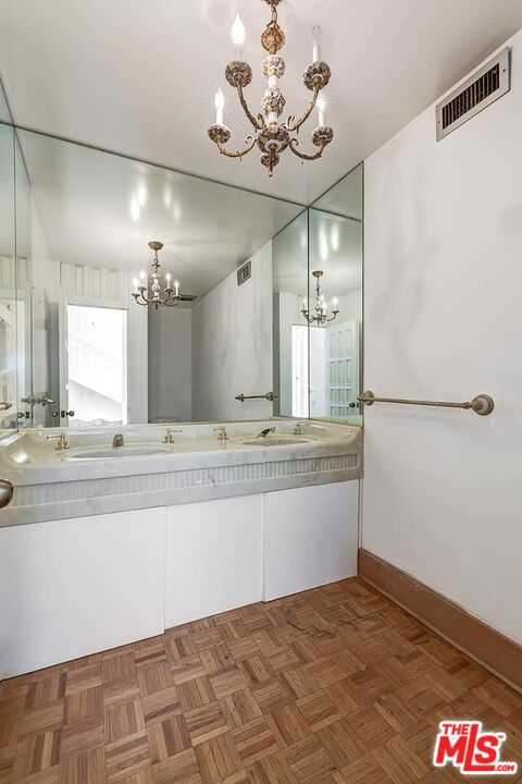 1005 Schuyler Road Property Photo 12