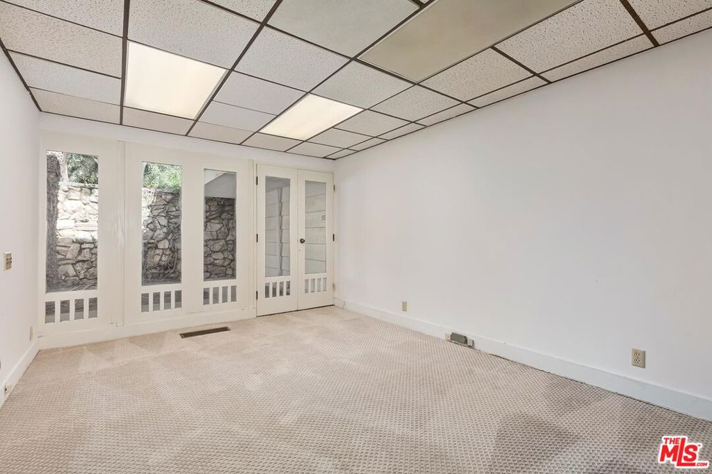 1005 Schuyler Road Property Photo 21