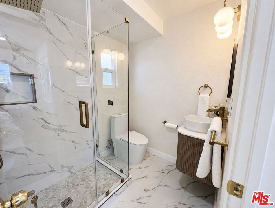 10911 Lemay Street Property Photo 26