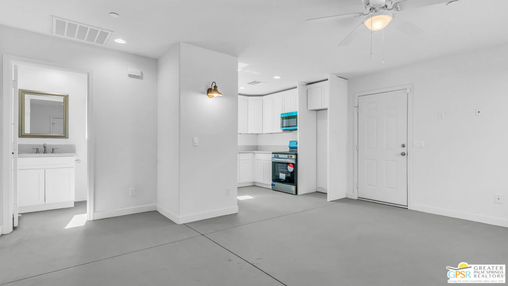 13704 Sarita Drive Property Photo 25