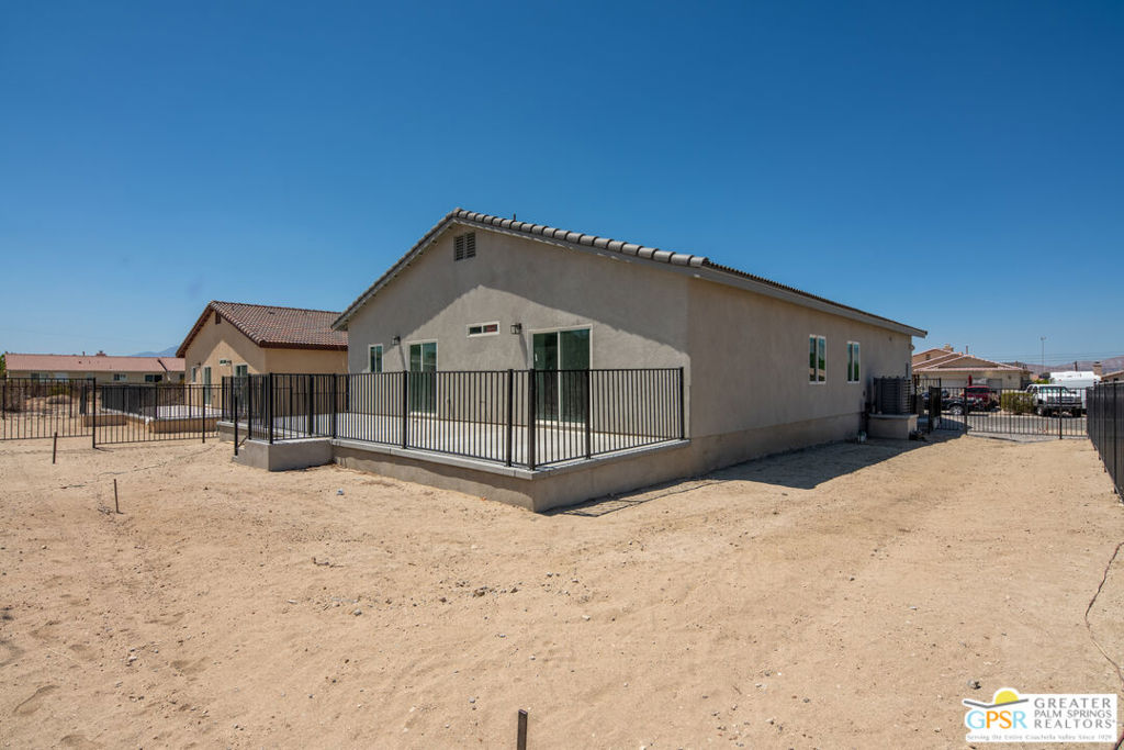 16364 Avenida Rambla Property Photo 39