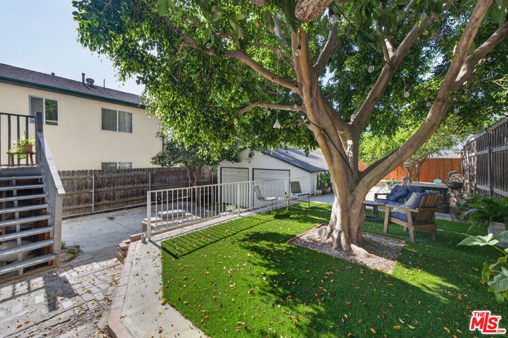 2106 India Street Property Photo 18
