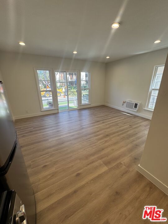 137 S Crescent Drive 1 Property Photo 14