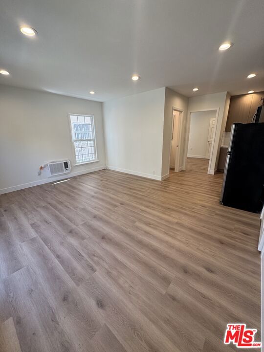 137 S Crescent Drive 1 Property Photo 15