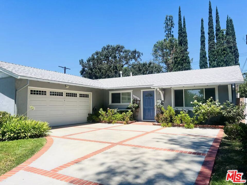 24021 Welby Way Property Photo 1