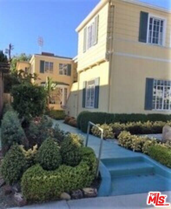 701 Lorraine Boulevard Property Photo 2