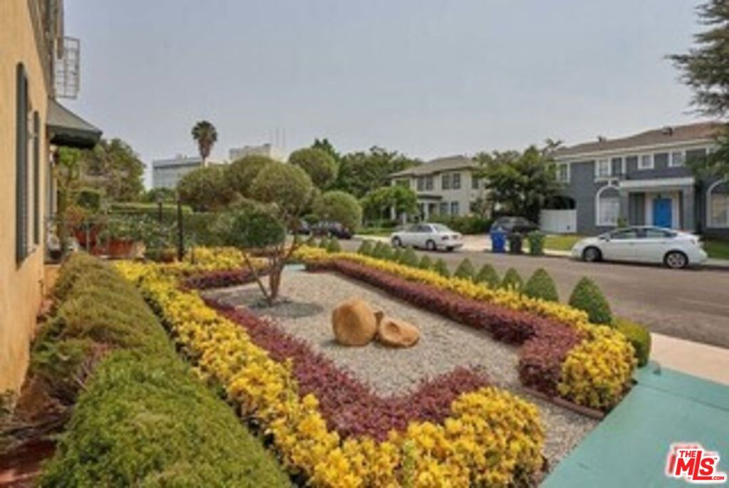 701 Lorraine Boulevard Property Photo 3