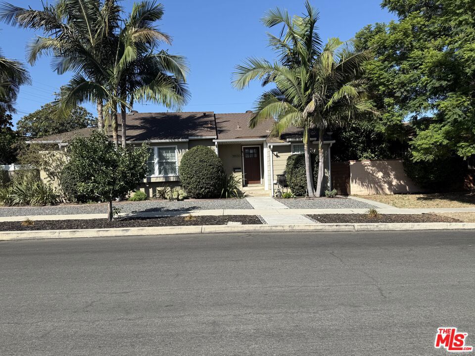 3600 Purdue Avenue Property Photo 1