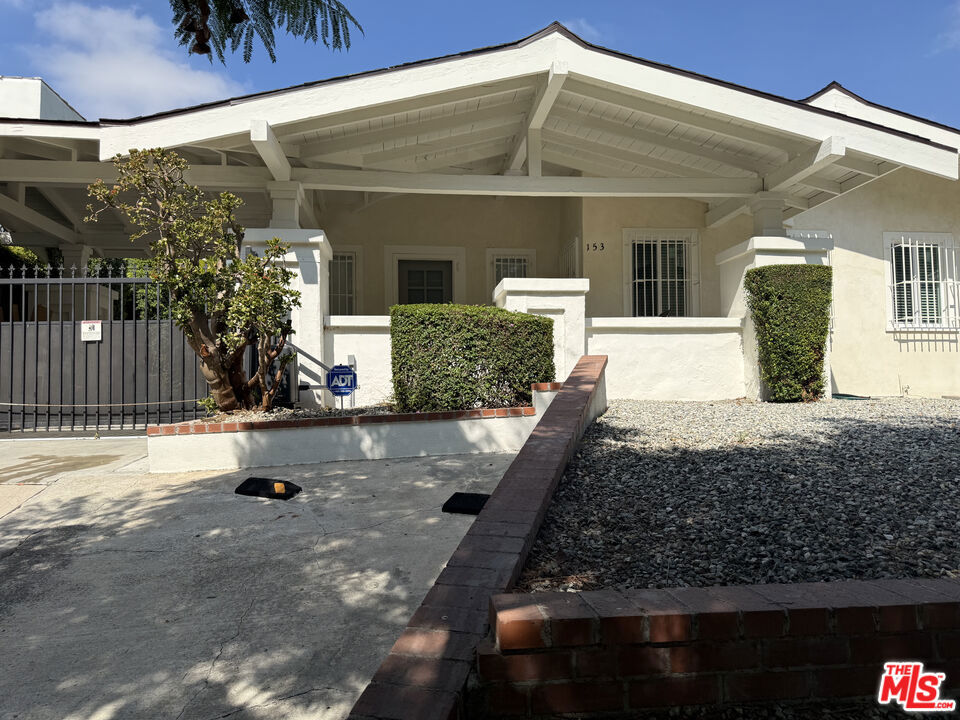 153 S Gramercy Place Property Photo 1