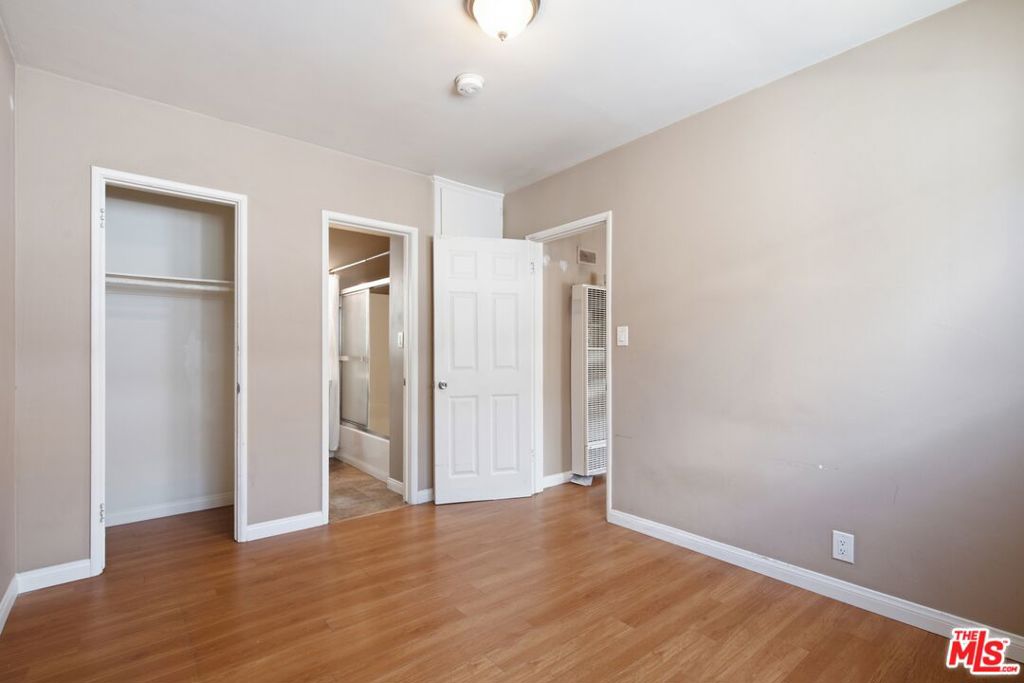 11921 Jefferson Boulevard Property Photo 10