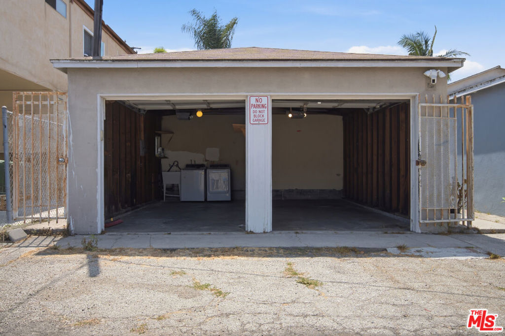 11921 Jefferson Boulevard Property Photo 30