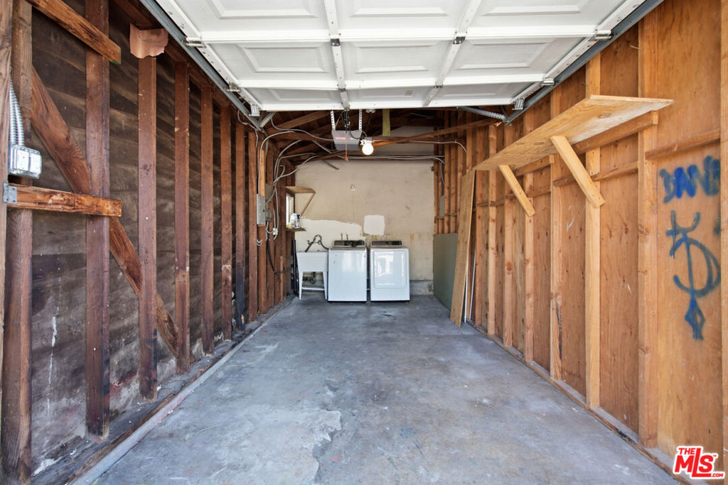 11921 Jefferson Boulevard Property Photo 31