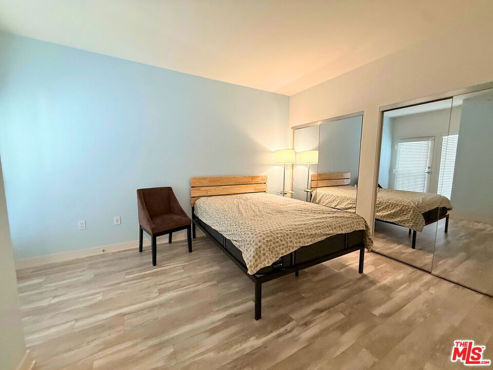 436 S Virgil Avenue 209 Property Photo 26