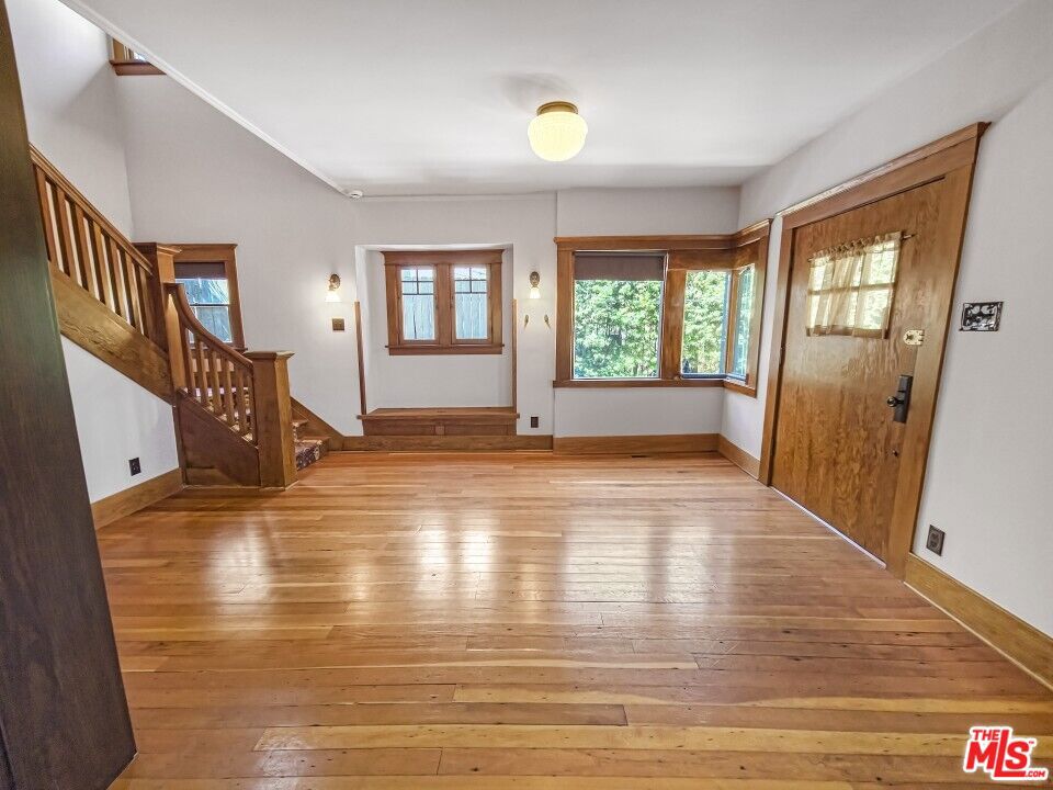 216 Mount Washington Drive Property Photo 4