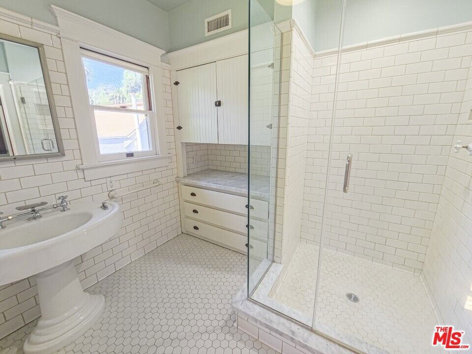 216 Mount Washington Drive Property Photo 19