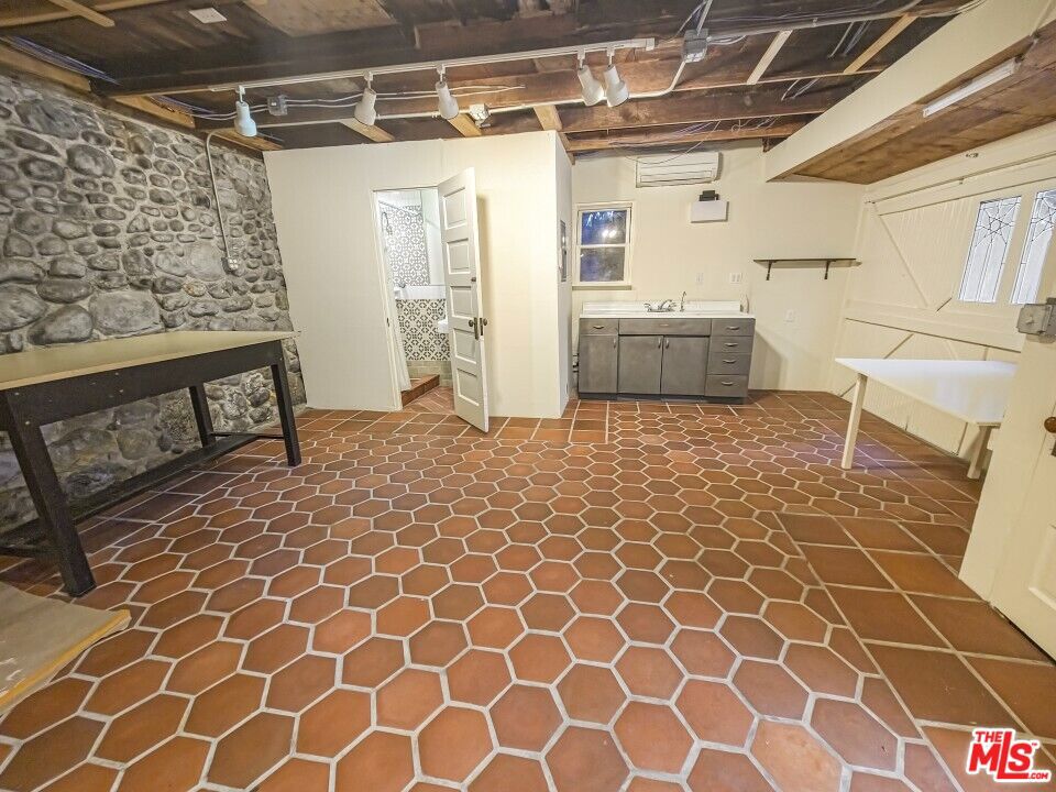 216 Mount Washington Drive Property Photo 30