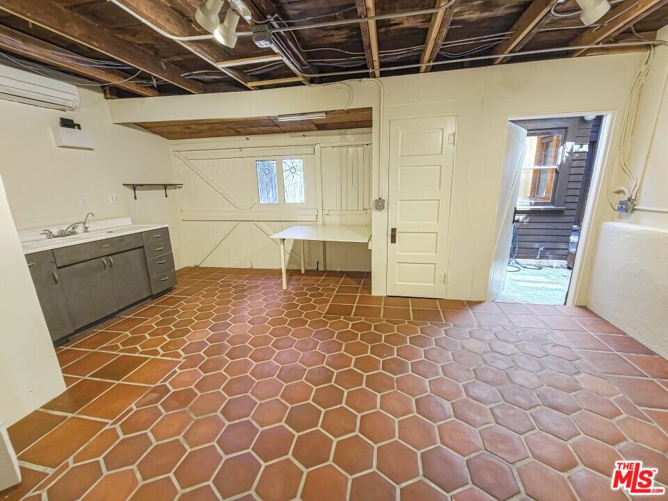 216 Mount Washington Drive Property Photo 31