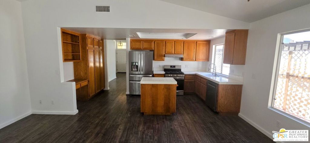 1007 Serena Drive Property Photo 6