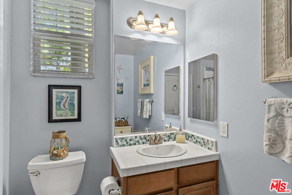 1546 Windshore Way Property Photo 28