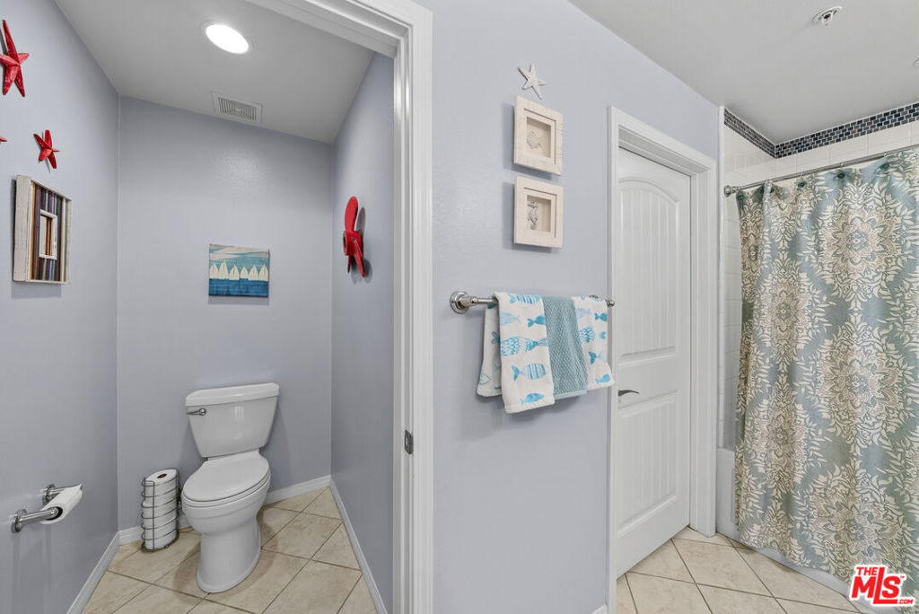 1546 Windshore Way Property Photo 38