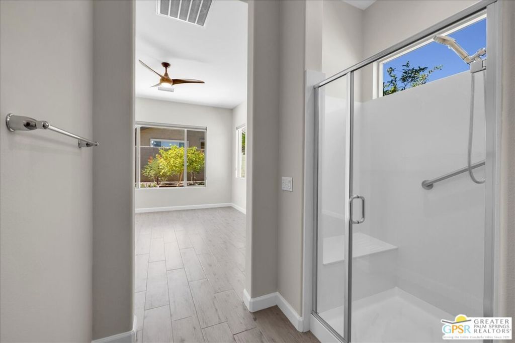 51 Bordeaux Property Photo 18