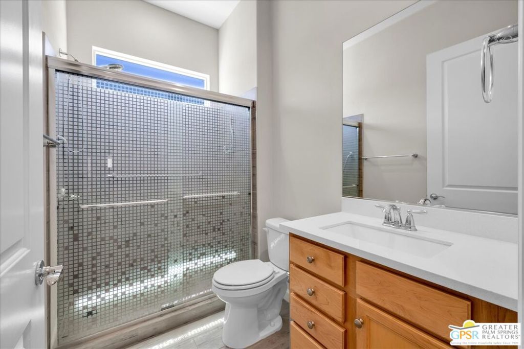 51 Bordeaux Property Photo 21