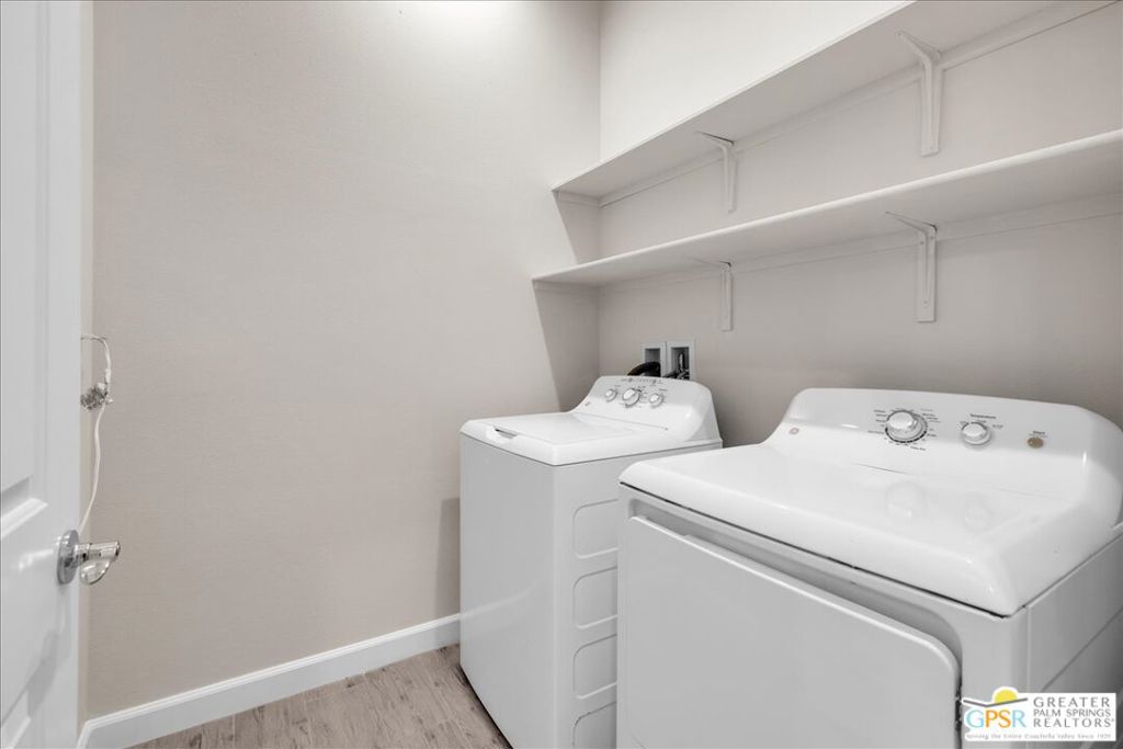 51 Bordeaux Property Photo 23