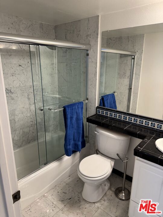 1250 S Westgate Avenue 203 Property Photo 6