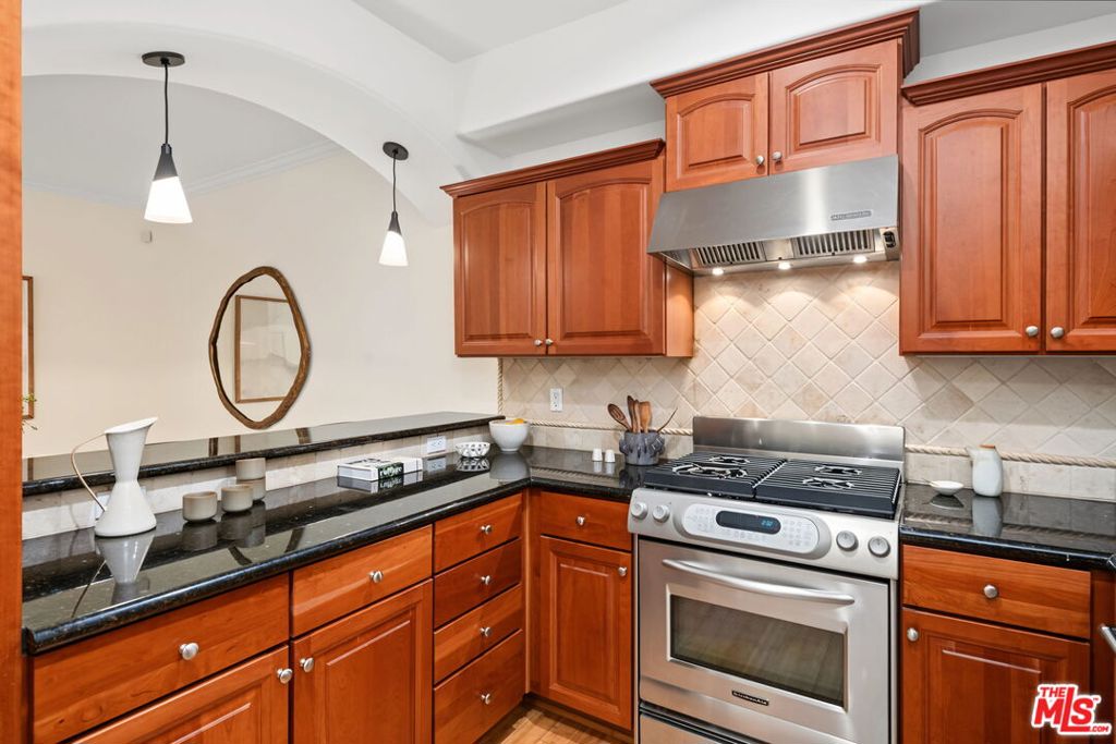 1511 Camden Avenue 103 Property Photo 15