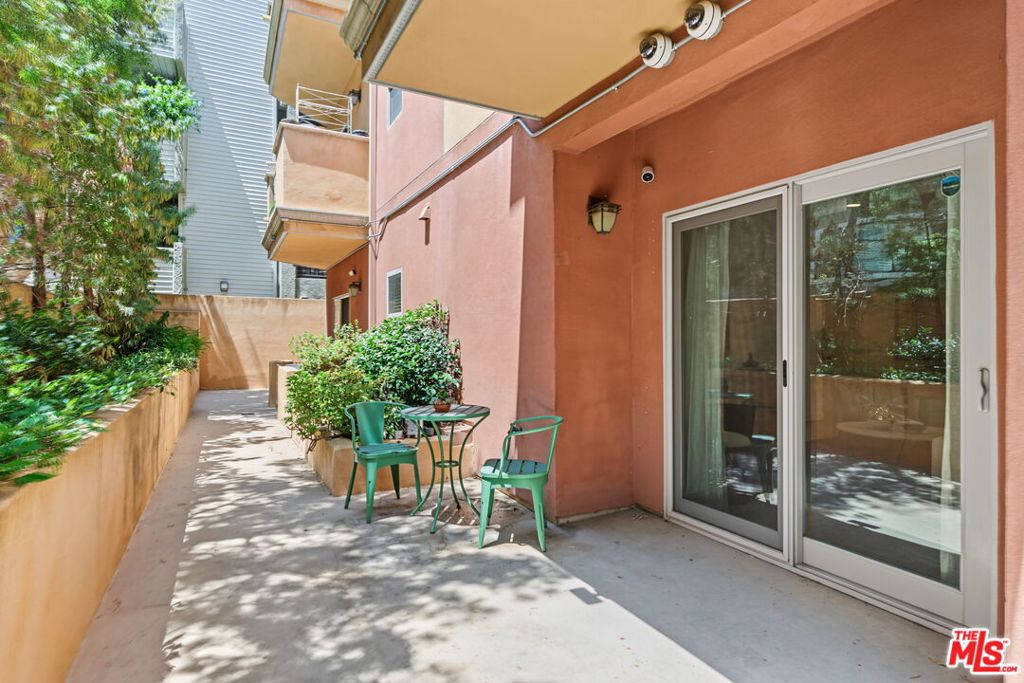 1511 Camden Avenue 103 Property Photo 32