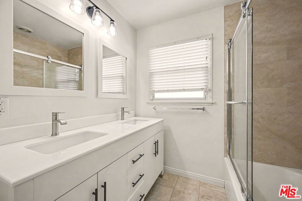 22932 Covello Street Property Photo 27