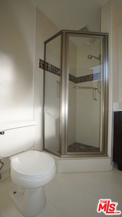 1538 Stanford Street 15 Property Photo 8