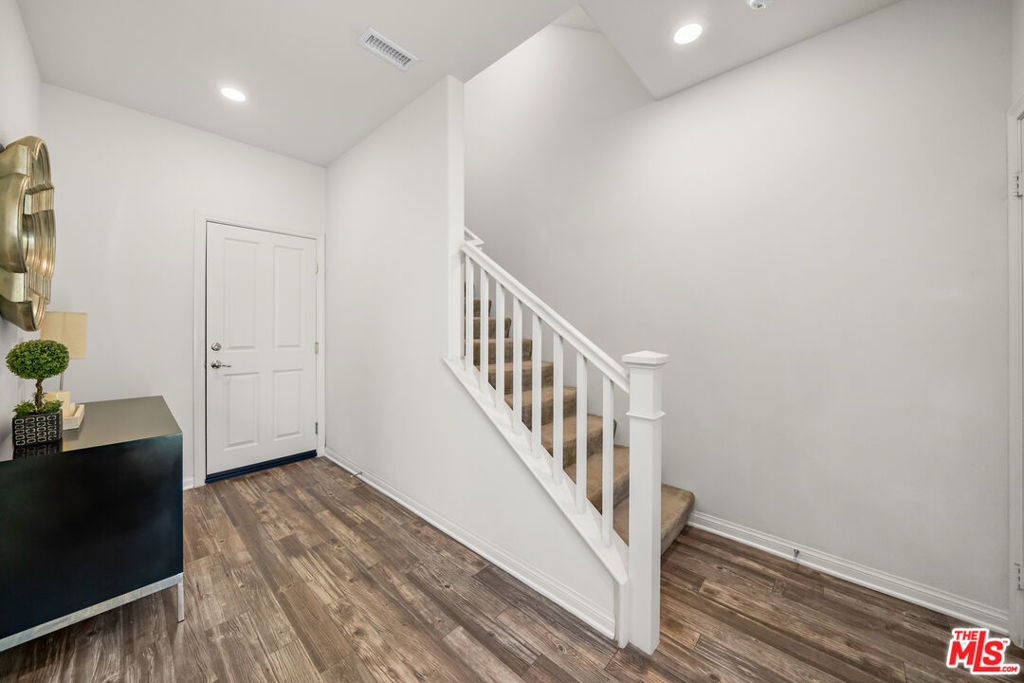 10712 Parrot Avenue Property Photo 34