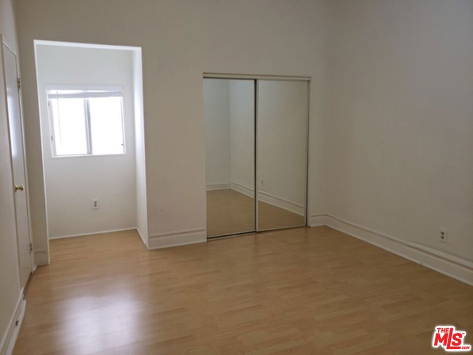 826 S Park View Street 1 Property Photo 7