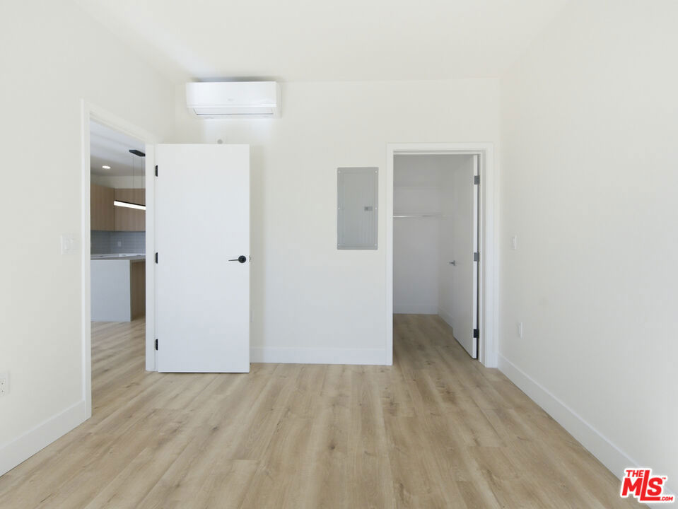 5657 Virginia Avenue 302 Property Photo 14