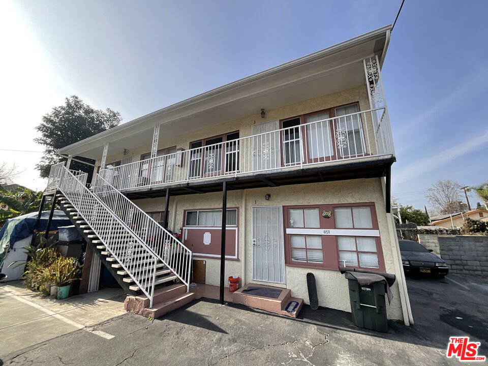 849 N Garfield Avenue Property Photo 1