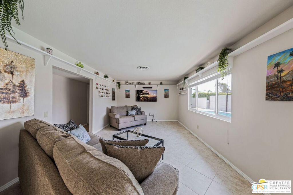 1181 E Estio Circle Property Photo 15