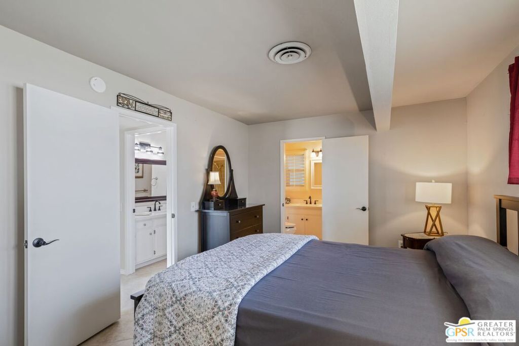 1181 E Estio Circle Property Photo 16