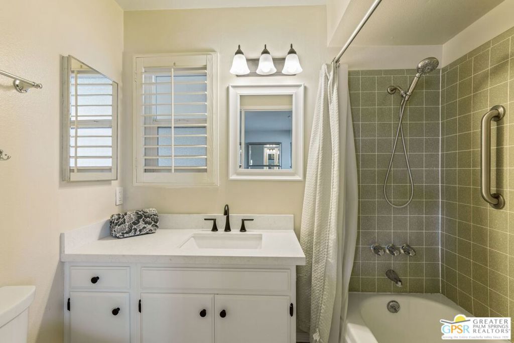 1181 E Estio Circle Property Photo 17